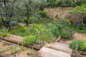 Designed Byjames Basson Built Bypeter Dowle Sponsored By L Occitane