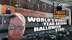 St Louis' Biggest Halloween Costume Store