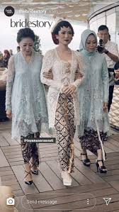 Kebaya modern indonesia, kabupaten tulungagung. 34 Ide Women S Fashion Di 2021 Pakaian Wanita Model Baju Wanita Model Pakaian Wanita