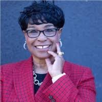 Kimberley Davidson's Instagram, Twitter & Facebook