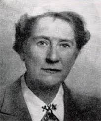 What toneless Athabaskan languages tell us about the reconstruction of  Proto-Athabaskan prosody