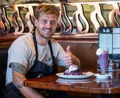Melbourne storm star cameron munster is heckled by a roosters fan while trying to play pokies just hours after his team lost. Melbourne Storm On Twitter Sweeten Up Your Sunday With The Munster Stack Our Good Friends At The Pancake Parlour Have A Sweet Deal For Storm Members Https T Co Bgtamj2rso Https T Co Obfzaptois