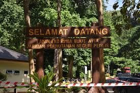 Sementara itu, kata azlan, hasil kerajaan negeri bagi tahun 2015 dianggarkan rm84.84 juta melalui hasil cukai (rm14.01 juta), hasil bukan cukai (rm41.62 juta) dan terimaan bukan hasil (rm29.20 juta). Pelancaran Majlis Keselamatan Aktiviti Pejabat Suk Perlis Facebook