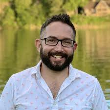 Adam Petrie's Instagram, Twitter & Facebook