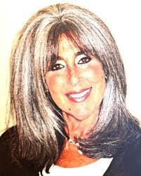 Marcy Lynn's Instagram, Twitter & Facebook