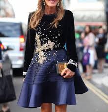 Elegante, sobrio, sienta fenomenal y tiene un toque español. Invitada Boda Invierno Estilo Vestido Elegante 9 A Todo Confetti Blog De Bodas Para Novias E Invitadas