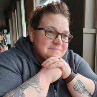 Amanda Mccoll's Instagram, Twitter & Facebook