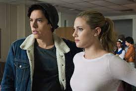 Riverdale's resident nancy drew is finding new outlets for her sexual expression. Riverdale Season 2 Betty Cooper S Long Lost Brother Chic Revealed Tv Radio Showbiz Tv Express Co Uk