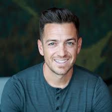 Graham Cochrane's Instagram, Twitter & Facebook