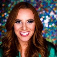 Savannah Schell's Instagram, Twitter & Facebook