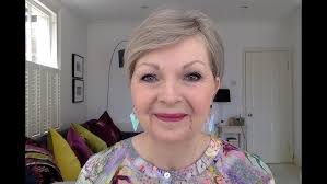 How to Have Healthy Hair as We Age: Interview with Lisa Caddy, Trichologist 