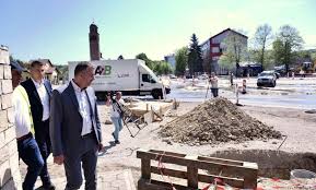 Cijela općina broji 185 042 stanovnika i do 2019. Kruzni Tok Na Rebrovcu Gotov U Junu