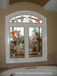 In your home, the room where privacy is not a matter of compromise is the bathroom. Badezimmer Windows Home Depot Glasmalerei Glaswaschbecken Tolle Badezimmer