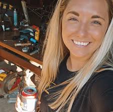 what are some entertainment ideas for a bachelorette group in mid August?