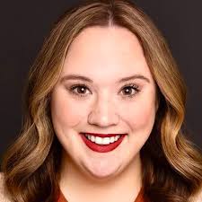 Mackenzie May (@officialmmay24)