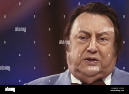 Raymond devos hi-res stock photography and images