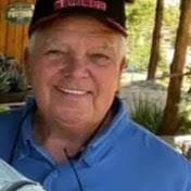 Stephen Giblin's Instagram, Twitter & Facebook