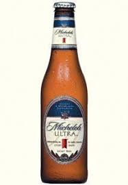 Cerveja Michelob Ultra Estilo Lite American Lager Produzida Por Anheuser Busch Estados Unidos 4 2 Abv De Alcool Alaskanbr Beer Michelob Ultra Fun Drinks