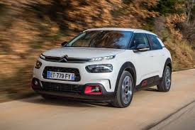 The citroën c4 cactus hatch adopts the classic cues of the segment in terms of technology and performance while continuing to stand apart with its unique personality and levels of comfort. Citroen C4 Cactus Review 2021 Autocar