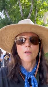 #unionstrong @sagaftra @wgawest