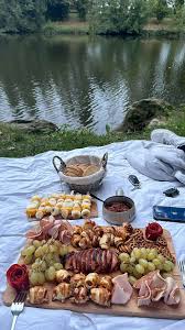 Los 100 mejores Ideas de picnic en 2025 | picnic, comida para picnic,  picnics románticos