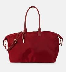 Sac De Voyage Femme Bhv Marais Tous les sacs de voyage féminin,pour tout emporter en légèreté,les petits modèles pour les affaires de sport ou pour partir en weekend.les grands modèles pour des séjours longue durée.retrouvez les sacs de voyage femmes delsey, samsonite, elite ou snowball. sac de voyage femme bhv marais