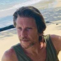 20+ "Julian Bender" profiles