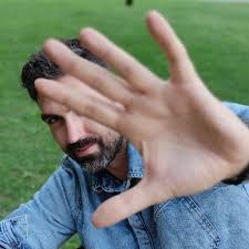 Amazon.com: Víctor Efrén Castro Cereijo: books, biography, latest update