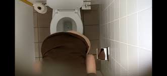 Unaware Giantess Takes A Dump On A Tiny - ThisVid.com