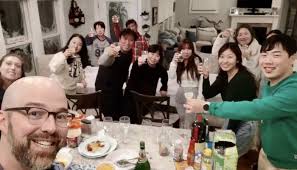 Stranded South Korean tourists find refuge from US snowstorm in New York  couple's home