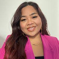 Andrea Callow's Instagram, Twitter & Facebook