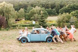 Ich bin neulich mit meinem kollegen im wald auf dieses alte haus gestossen. Wunderschone Boho Hochzeit Fur Geringes Budget Hochzeitsblog The Little Wedding Corner