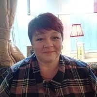 Deborah Pitcher's Instagram, Twitter & Facebook