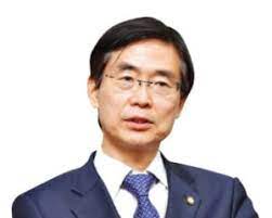 나경원 전 의원, 주호영·홍문표·조경태 의원 순으로 득표해 5명이 본경선에 올랐다. ì¡°ê²½íƒœ é‡Žæ€§íšŒë³µ ê¸‰ì„ ë¬´ ì¢…ë¶€ì„¸ ì—†ì• ê³  ì–'ë„ì„¸ ì¸í•˜ í•œê²½ë‹·ì»´