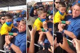 Stöbern sie durch unsere große auswahl an mode. Bolsonaro Questiona Uso De Mascara Em Criancas Fica Com A Boca Aberta