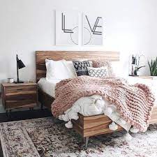 Get inspiration for furniture, beds and bedside tables. Pin By Margret Hinze On Bedroom In 2021 Bedroom Interior Bedroom Decor Eclectic Bedroom