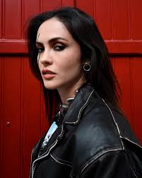 Se acerca el siguiente Fast Track! 🔛 Prueba de Talento 2022. 💃🎤🎭 Mañana  a las 20H00 🎬 Transmisión EN VIVO desde #Facebook Concurso Nacional de  Belleza Ecuador. ¡Apoya a tu favorita! 🤩