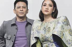 Ariel or ariel noah was born in north sumatra on september 16, 1981. Even Though It Has Been Matched With Ariel Noah Bcl Is Now Actually Bucin Half Dead With This Handsome Actor Who Is This All Pages Newsy Today
