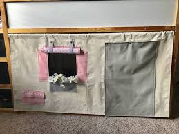 Befestigen sie es am holzrahmen des bettes und verwenden sie den klettverschluss, der auf der gardinenplatte selbst. Spielhaus Fur Ikea Kura Etagenbett Etsy Bettzelt Hochbett Vorhang Loft Betten