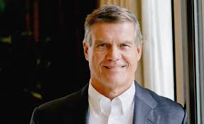 Vance Bell's Instagram, Twitter & Facebook