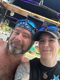 What are good frozen adult beverages in the lakes region area?