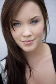 Laci J Mailey e invitată de onoare la "Frumușica săptămânii"