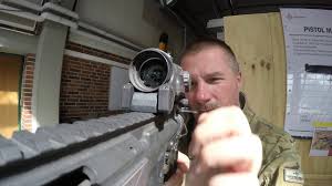 Det er en pistol, siger han. Tactical Dk Elcan Specterdr 1 4x Youtube