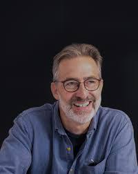 Israel Singer's Instagram, Twitter & Facebook