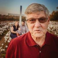 Elsie Dobbins's Instagram, Twitter & Facebook