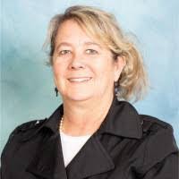 Lori Dearing's Instagram, Twitter & Facebook