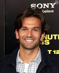 Photo : Colin Owens lors de la première du film 30 minutes or less à  Hollywood au cinéma The Grauman's Chinese Theatre à Hollywood le 8 août  2011