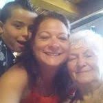 Cynthia Renshaw's Instagram, Twitter & Facebook