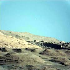 Automatic station mars photographed by photo filters and we do not see exactly what is in reality. Mars Pyramids Real Color Piramides En Marte