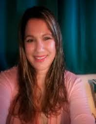 Melinda Mora's Instagram, Twitter & Facebook